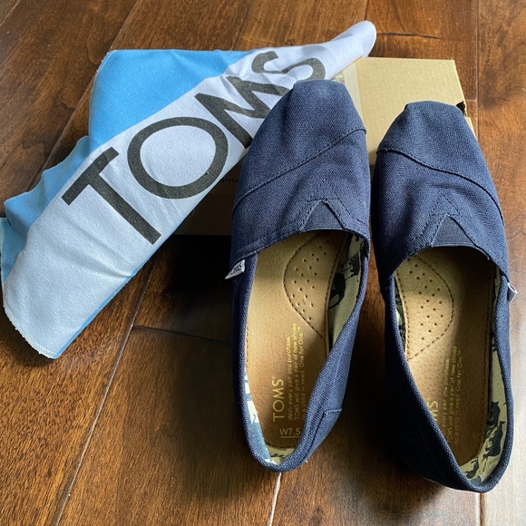 Toms Classic Canvas Slip-On Navy Size 7.5 - Picture 1 of 9